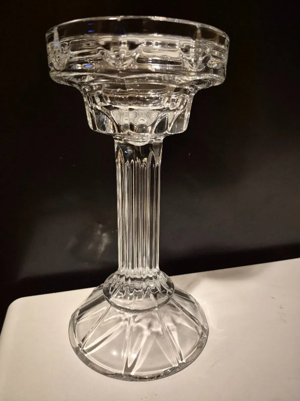 VINTAGE CRYSTAL PILLAR/TAPER CANDLE HOLDER (designs of Ireland)